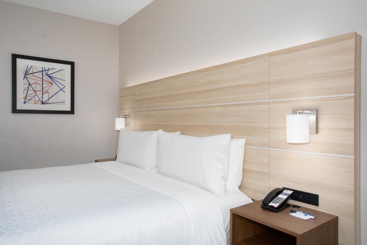 Holiday Inn Express & Suites Phoenix Glendale Dist By Ihg Kültér fotó