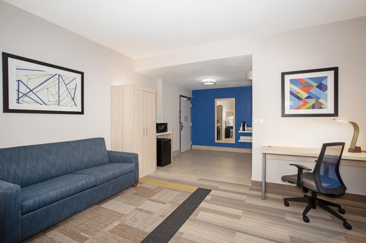 Holiday Inn Express & Suites Phoenix Glendale Dist By Ihg Kültér fotó