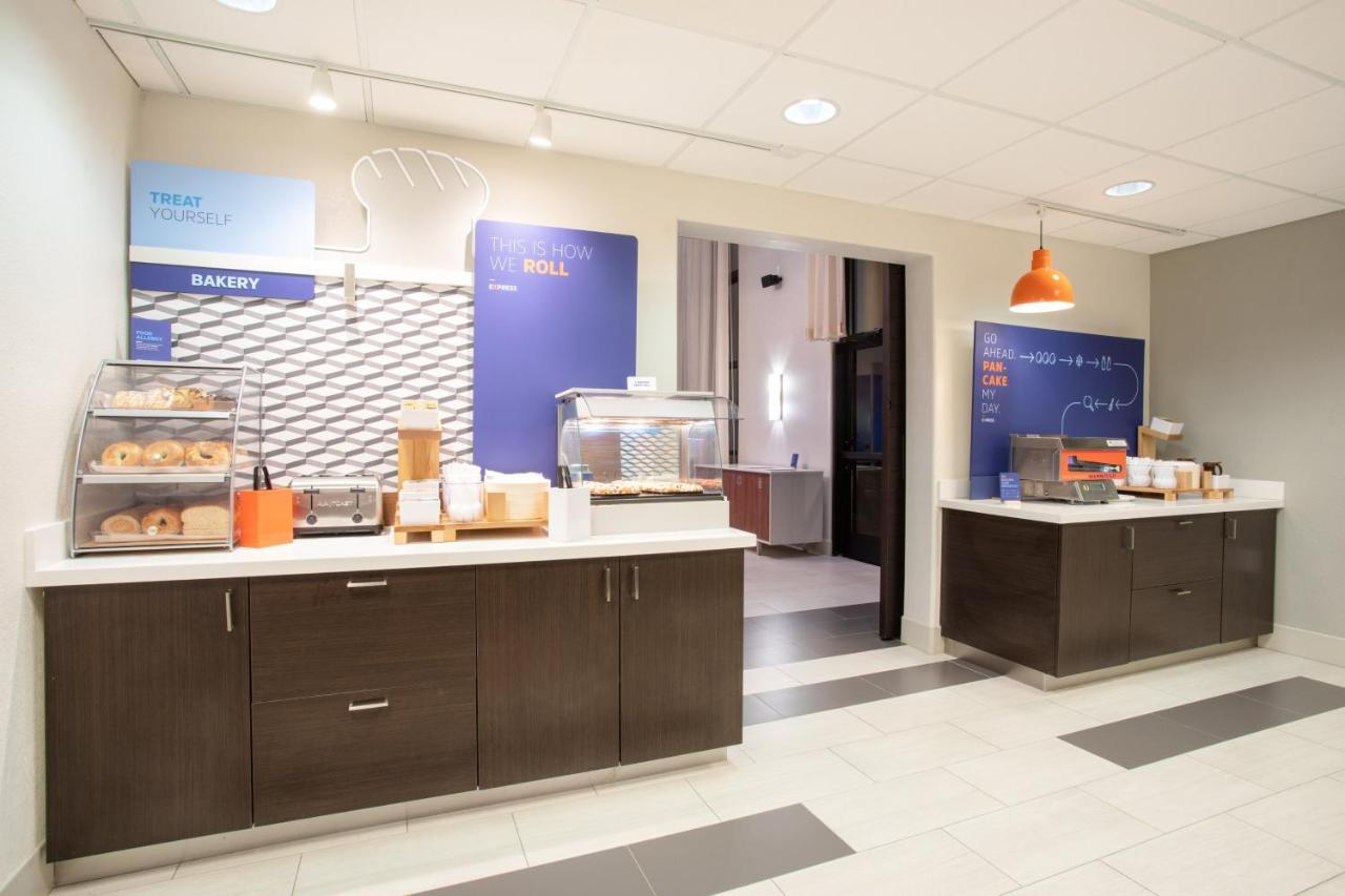 Holiday Inn Express & Suites Phoenix Glendale Dist By Ihg Kültér fotó