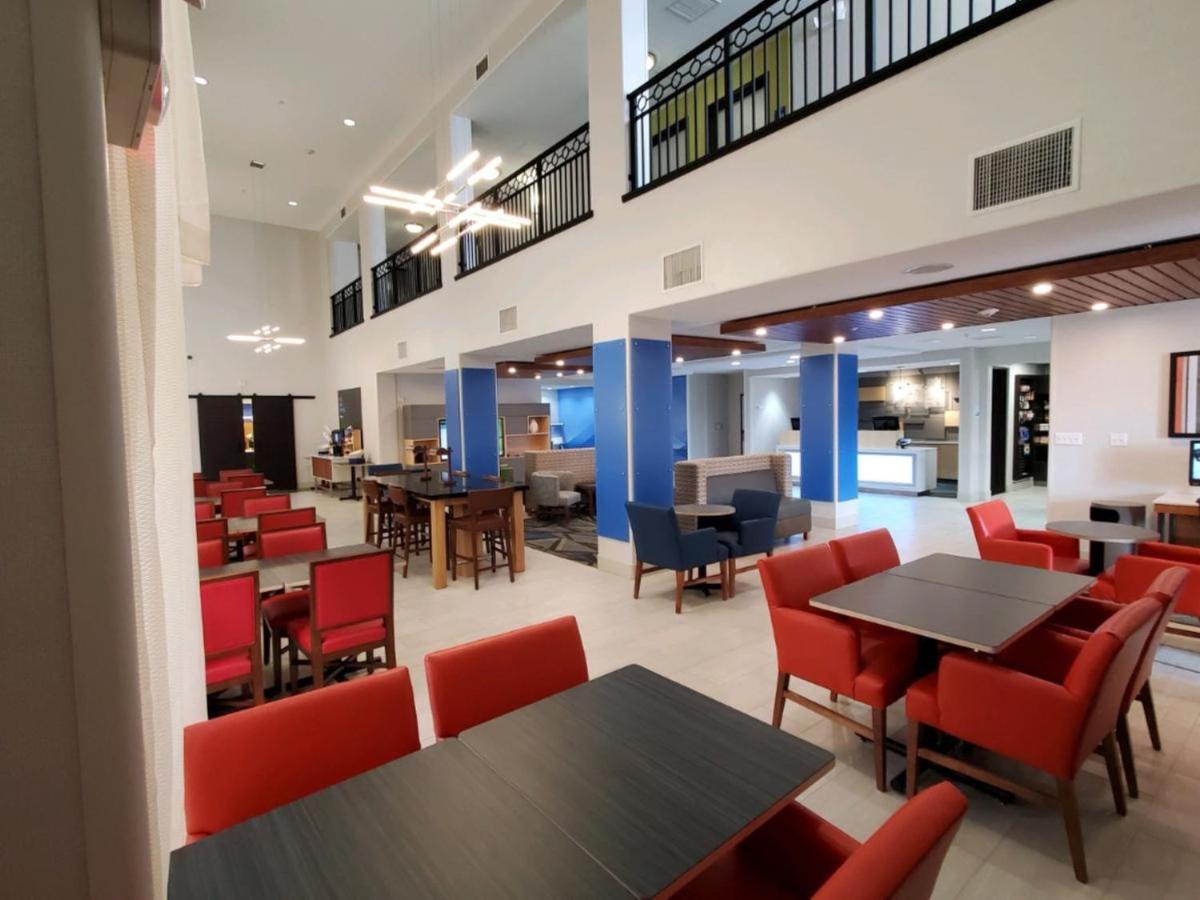 Holiday Inn Express & Suites Phoenix Glendale Dist By Ihg Kültér fotó